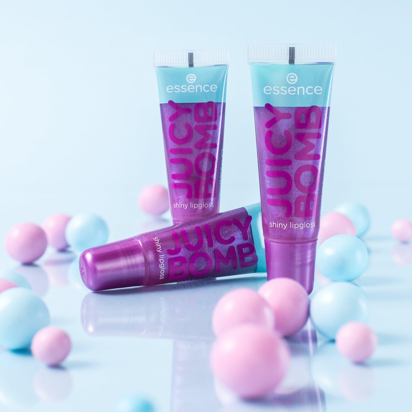 essence JUICY BOMB shiny lipgloss 105 Bouncy Bubblegum – Hochglänzender Lipgloss mit fruchtigem Duft – Vegan – Nicht-klebende Textur – 10 ml